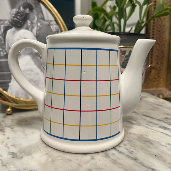 Mt. Clemens Pottery Mardi Gras Collection Tea Pot - Picture 3 of 6